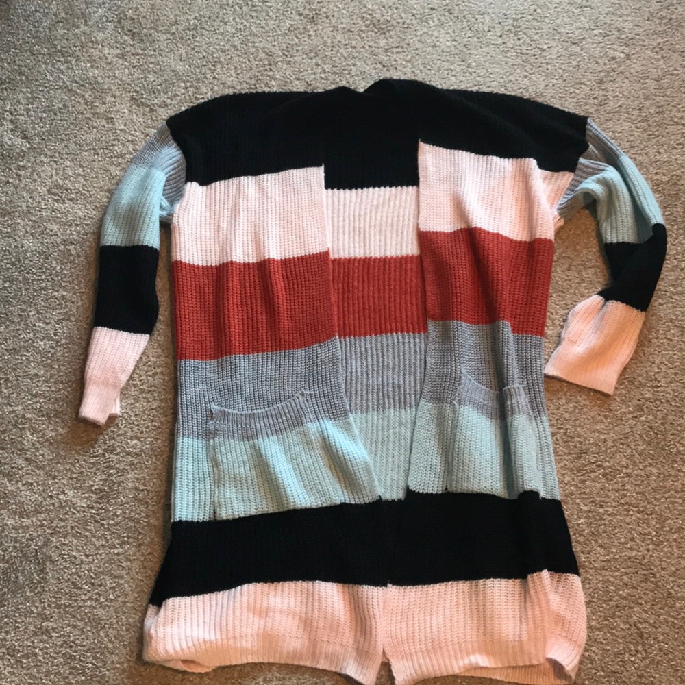 Striped cardigan with pockets